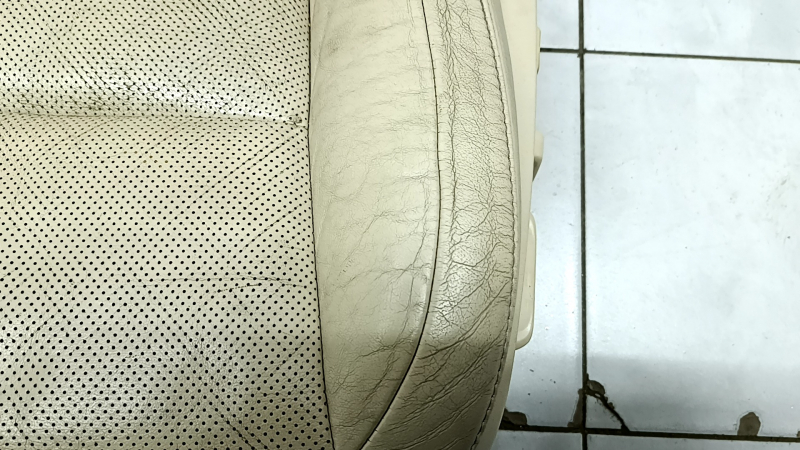Driver's seat Lexus ES300h ES350 13-18 without airbag, electric, beige leather, heating, ventilation, worn, dented, cracked, dry-cleaned, scratch