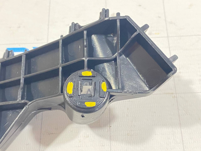 Front bumper mount left wing Lexus NX200t NX300 NX300h 15-21 mount breakage