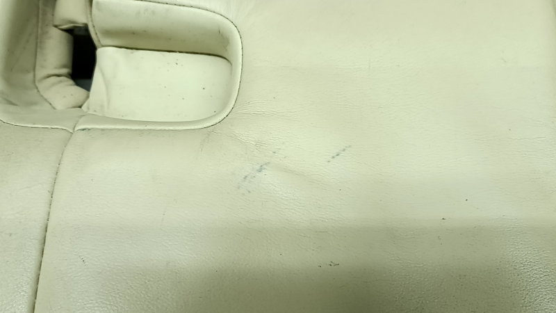 Rear row of seats 2nd row Lexus ES300h ES350 13-18 without airbag, beige leather, perforation, without headrests, scratches, cracked, worn, dented, for dry cleaning