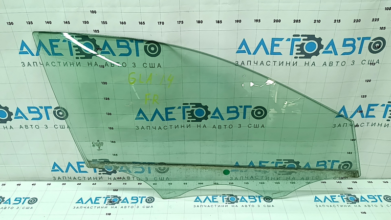 Glass of the front right door Mercedes GLA 15-20