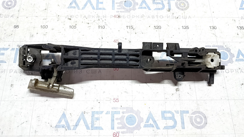 Rear right door handle mechanism Lexus IS250 IS350 06-13 without traction