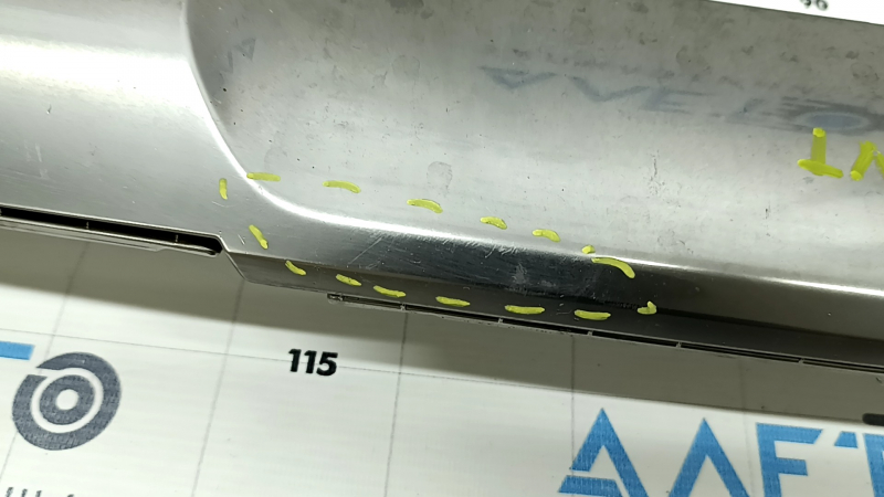 Front bumper lip trim Kia Niro 23- HEV, PHEV lower, chrome, scratches