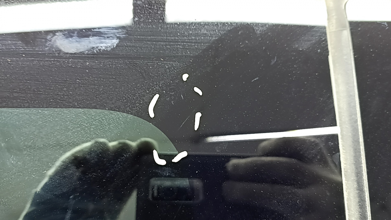 Tesla Model S 12-20 Panorama 2.1 Assembled Sunroof, with Motors, Chip on Sunroof, Scratches, Seal Peeled Off