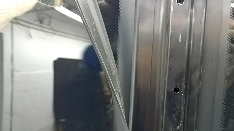 Tesla Model S 12-20 Panorama 2.1 Assembled Sunroof, with Motors, Chip on Sunroof, Scratches, Seal Peeled Off