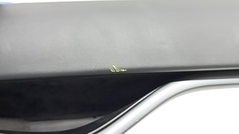 Door trim card front right Tesla Model S 16-20 rest black leather, armrest leather white, insert suede, molding graphite, gray stitching, backlight, dented, scratches, for cleaning