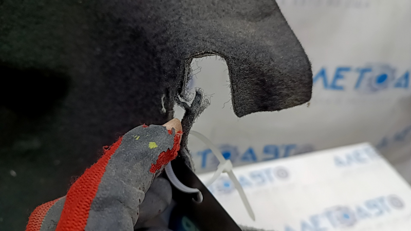 Right arch trim Chevrolet Camaro 16- coupe, black, worn, scratches, tear of fastening