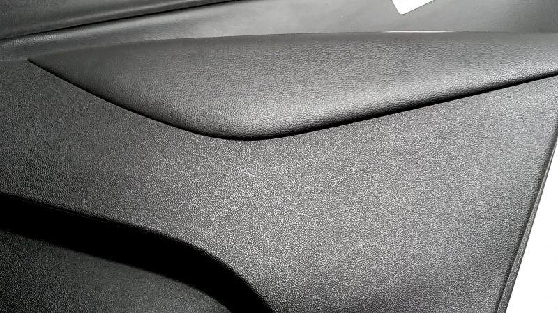 Door trim card rear right Chevrolet Equinox 18-21 black, armrest black leather, black insert, scratches