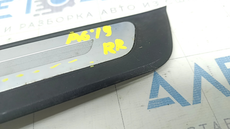 Door sill trim outer rear right Audi A6 C8 19- black with chrome insert, scratches