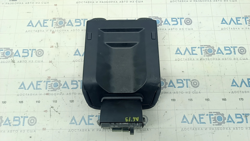 Armrest of the central console Audi A6 C8 19 - black, scratches, for dry cleaning