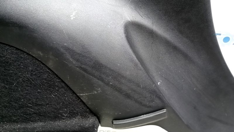 Left arch trim Jeep Grand Cherokee WK2 11-15 black, for electric drive, scratches, for cleaning