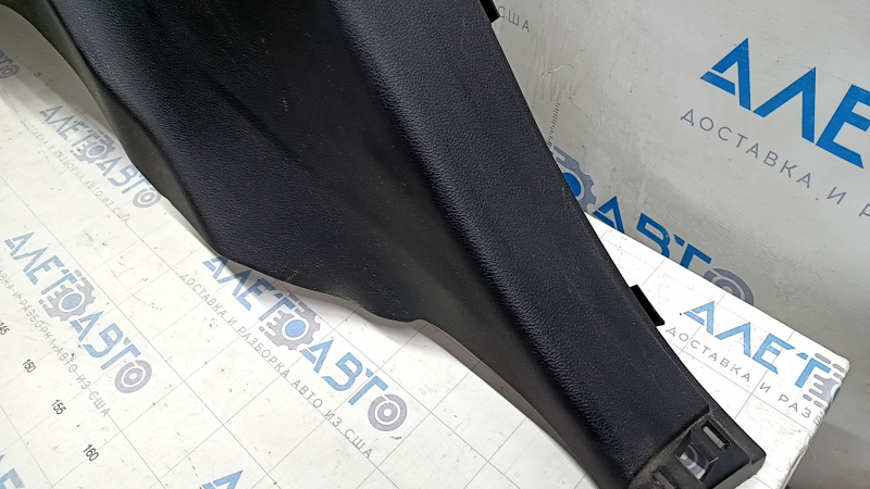 Left arch trim Jeep Grand Cherokee WK2 11-15 black, for electric drive, scratches, for cleaning