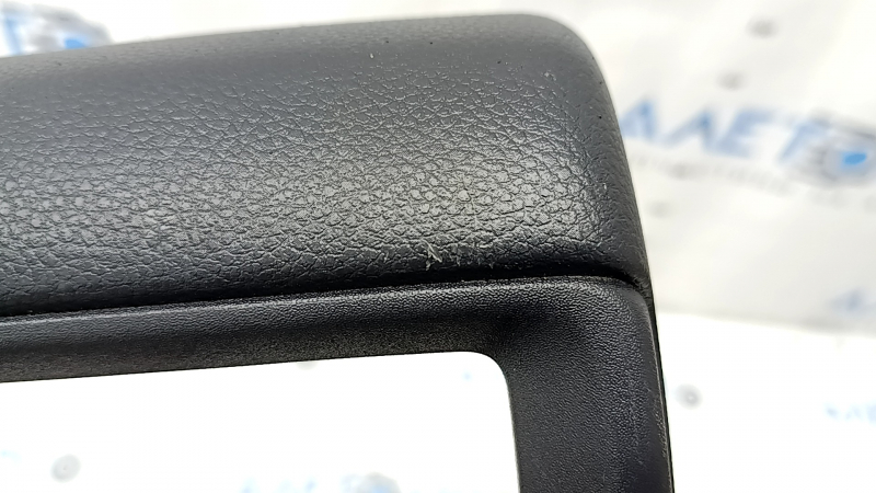 Rear center console trim Honda CRV 23 - black, under air duct deflector, scratches