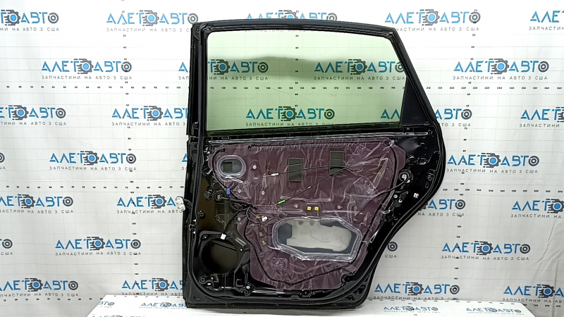 Door assembly rear right Toyota Prius V 12-17 black 202, butts