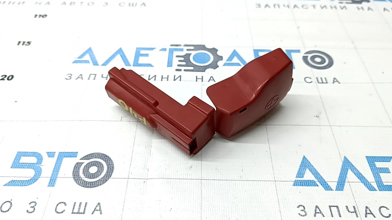 Positive terminal cover for Toyota Prius V 12-17 battery