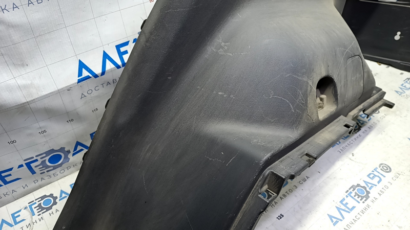 Arch trim right Toyota Prius V 12-17 dark gray, scratches, deep scratches, with cigarette lighter, without plug