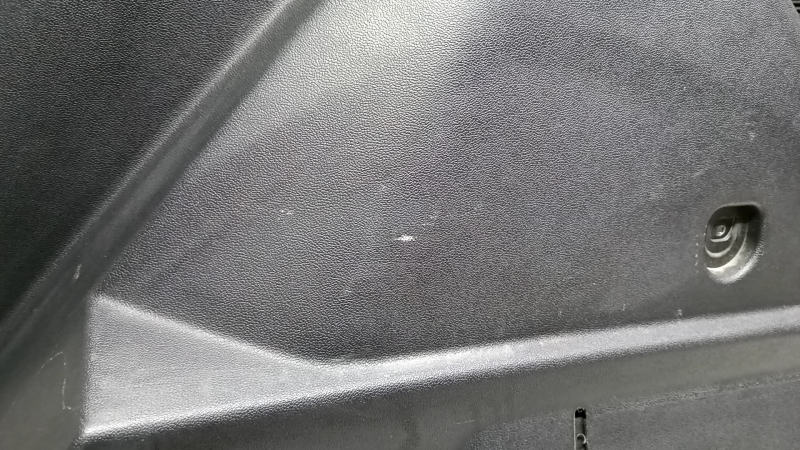 Right arch trim Dodge Journey 11-20 under 2 rows of seats, scratches, broken guide