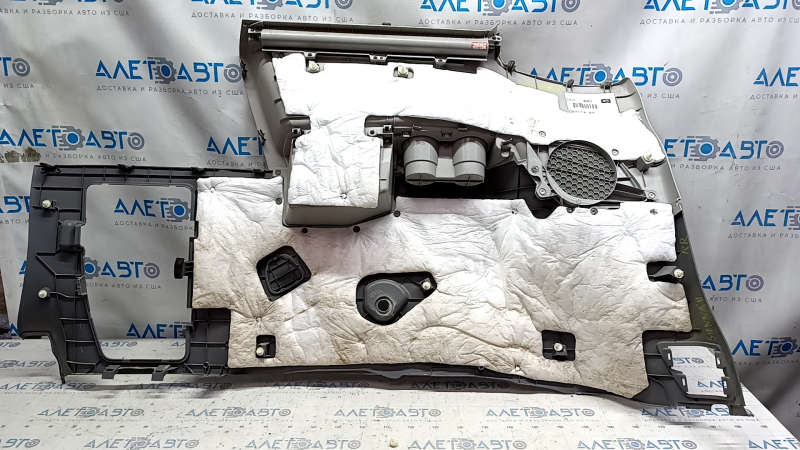 Right arch trim Toyota Sienna 11-14 dark gray, with gray insert, with curtain, rubbed, scratches