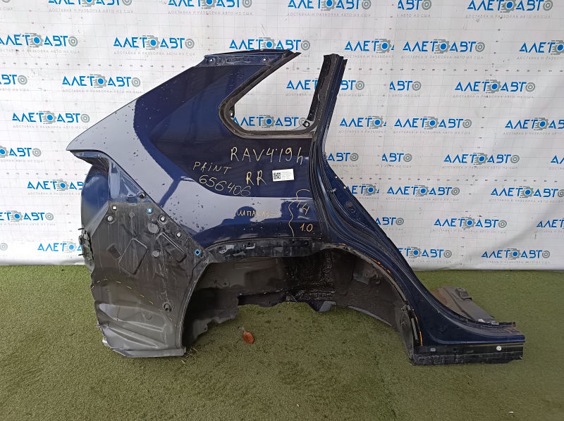 Quarter wing rear right Toyota Rav4 19-20 on the body, black, painted blue, made, dented, pokes