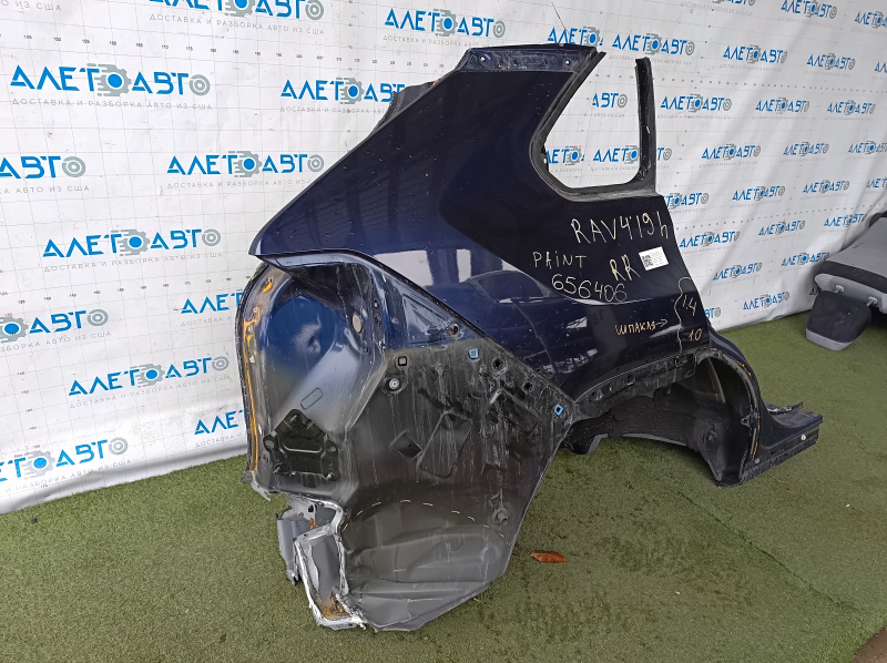 Quarter wing rear right Toyota Rav4 19-20 on the body, black, painted blue, made, dented, pokes