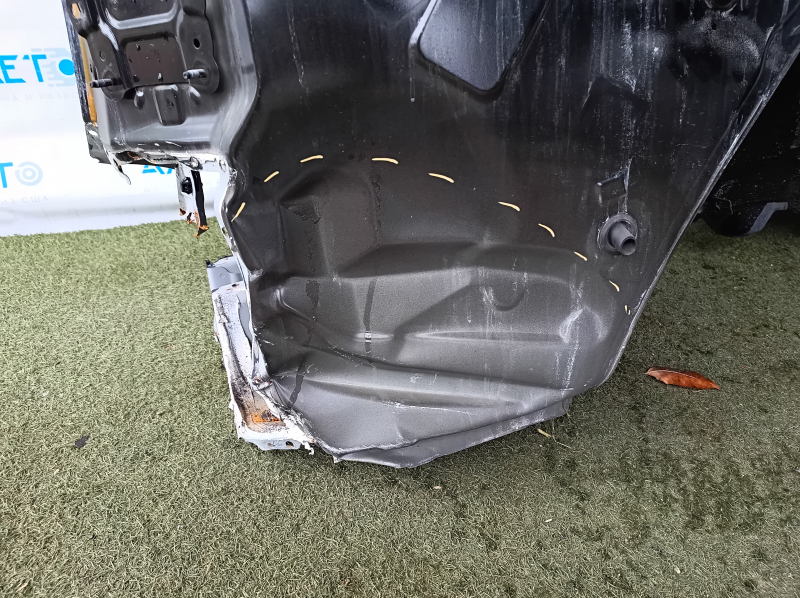 Quarter wing rear right Toyota Rav4 19-20 on the body, black, painted blue, made, dented, pokes