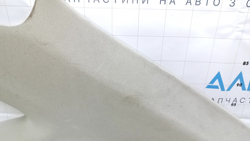 Upper right rear pillar trim Lexus RX300 RX330 RX350 RX400h 04-09 gray, scratches, dry-cleaned