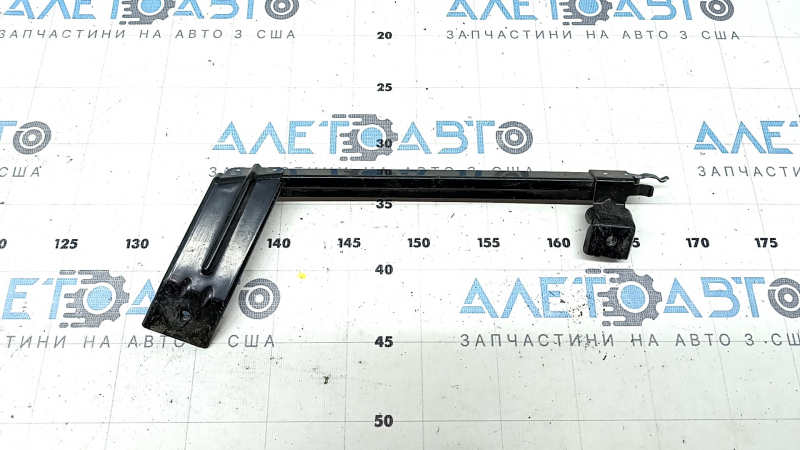 Rear Left Door Glass Guide Nissan Rogue 14-20 Type 3