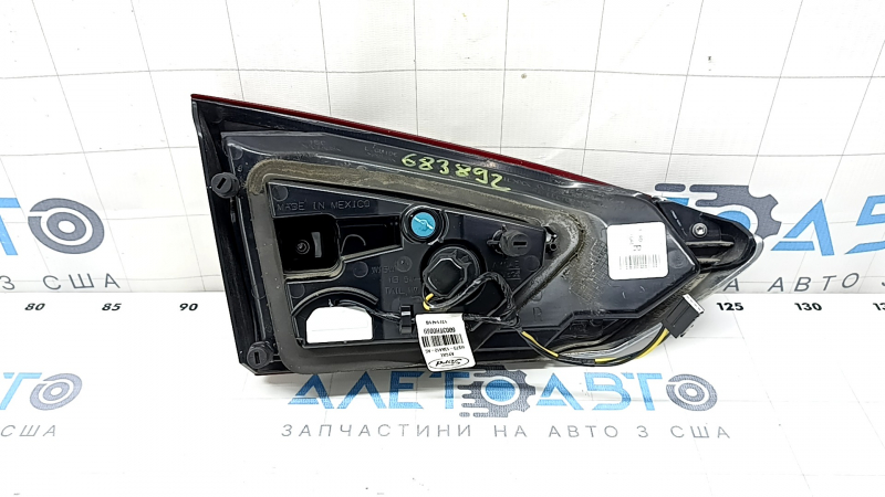 Inner taillight trunk lid right Ford Fusion mk5 19-20 halogen+LED with chrome level 3, pokes on chrome