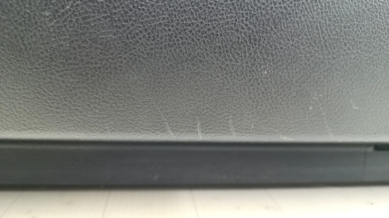 Door trim card front left Ford Fusion mk5 17-20 black with wood insert, leather armrest, gray molding, scratches, for dry cleaning, broken insert