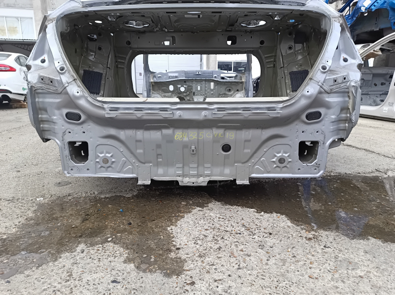 Rear panel Honda Civic X FC 16-21 4d on the body, silver