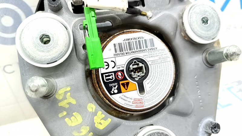 Airbag in the steering wheel driver Honda Insight 19-22 black, rusty pyropatron, scratch