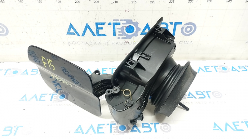 Fuel filler flap assembly with housing BMW X5 F15 14-18 broken mount, torn seal