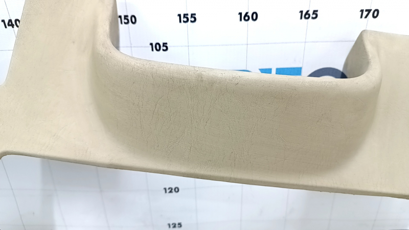 Driver's knee pad Lexus GS300 GS350 GS430 GS450h 06-07 beige, dry-cleanable, scratches