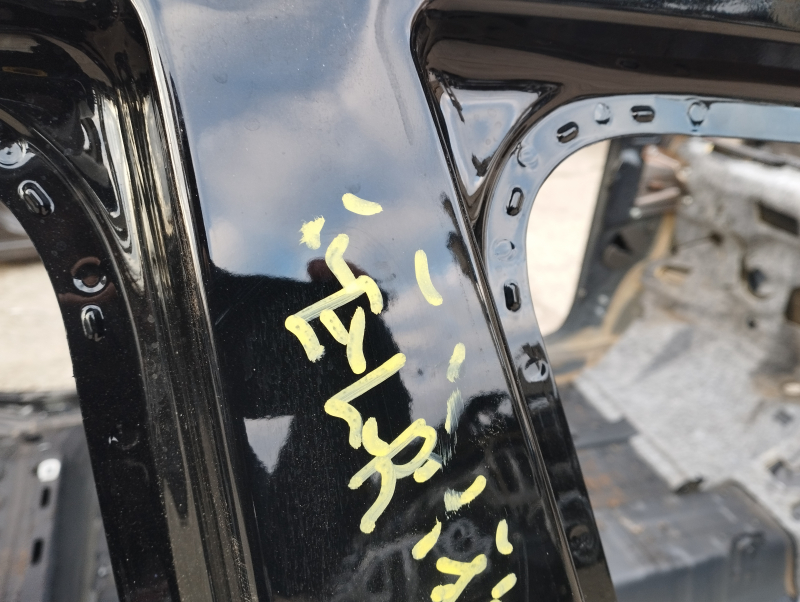 Body pillar central right Hyundai Elantra AD 17-20 on the body, bumps