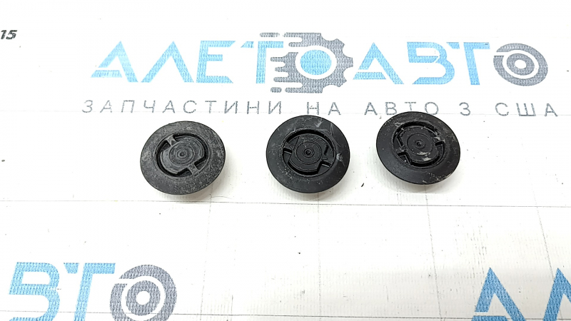 Threshold fastening clip small Toyota Prius 50 16-22 3 pcs