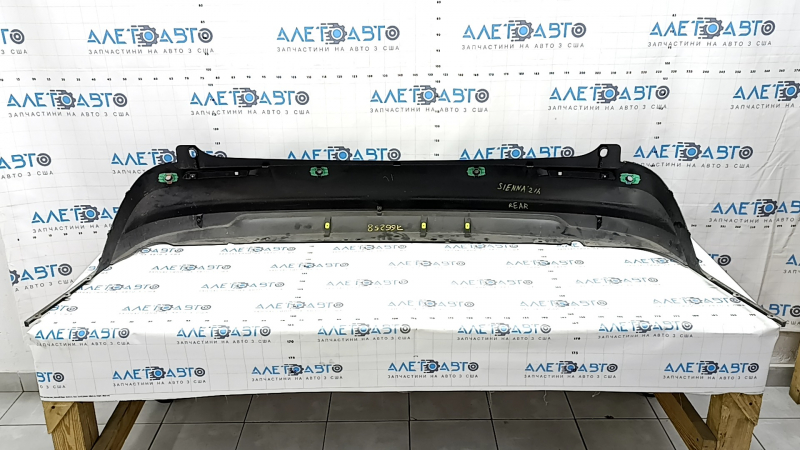 Lip of rear bumper Toyota Sienna 21-25 for parking sensors, structure, scratches