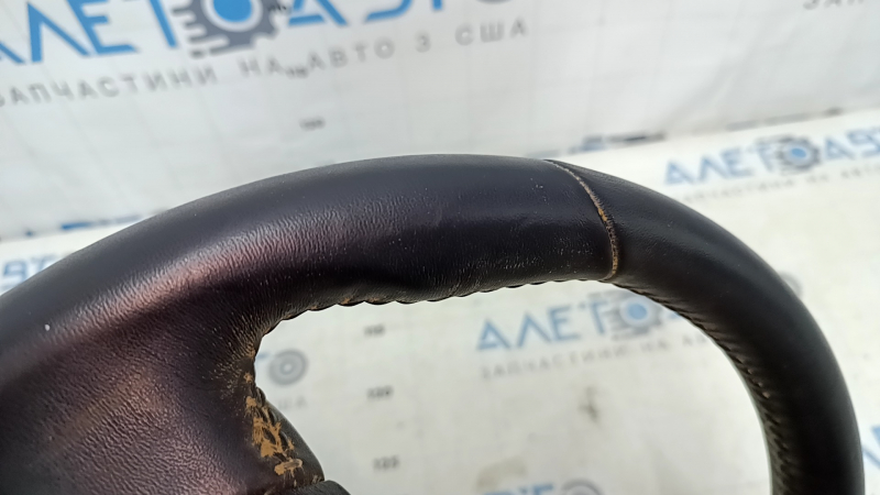 Naked steering wheel Nissan Sentra 20-23 leather black with heating, scratches, needs cleaning, bumps