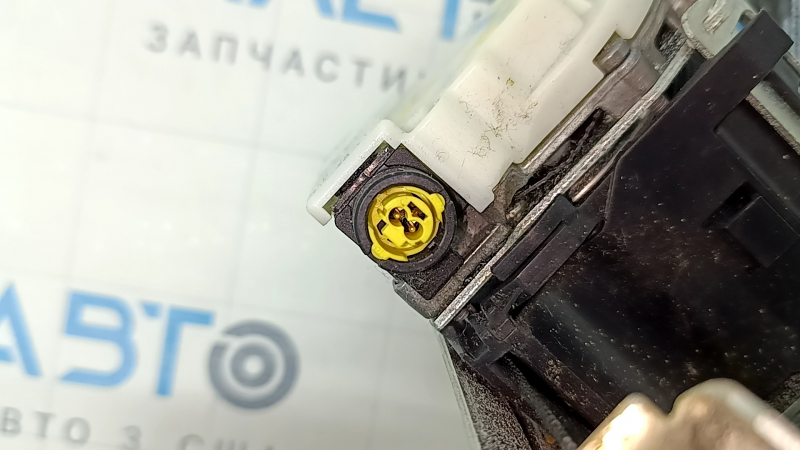 Driver's seat belt Ford Fusion mk5 17-20 black with tensioner, needs cleaning, cracked plastic on the mount