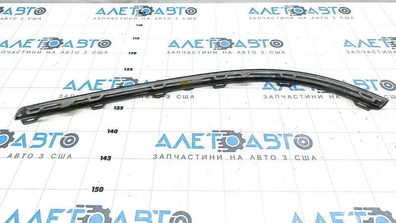 Rear bumper molding left VW Passat b8 16-19 USA chrome, painted, paint peeled