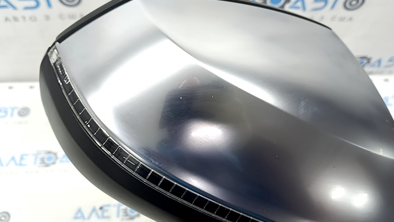 Side mirror right Audi Q5 80A 18-24 turn signal, auto-dimming, heated, BSM, camera, 15+4 pins, aluminum, sand, melted