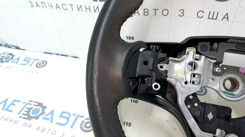 Naked steering wheel Toyota Avalon 13-14 black leather, dry-cleaned, scratches, bumps