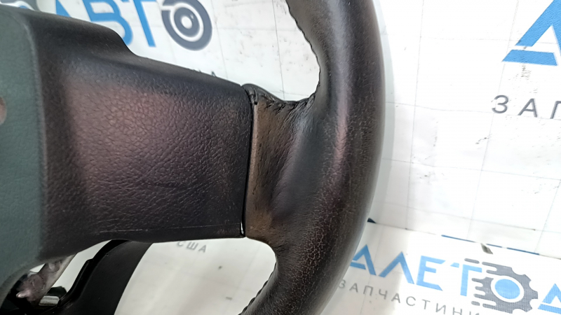 Naked steering wheel Toyota Avalon 13-14 black leather, dry-cleaned, scratches, bumps