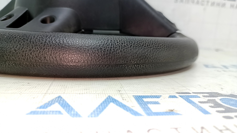 Bare steering wheel Dodge Journey 11-15 black rubber, no buttons, with pads, dry cleaning, scratches, scuffs