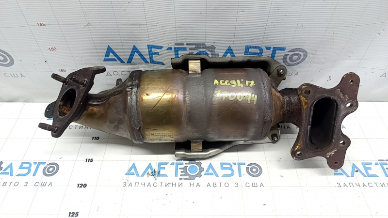 Exhaust manifold with catalytic converter Honda Accord 16-17 hybrid