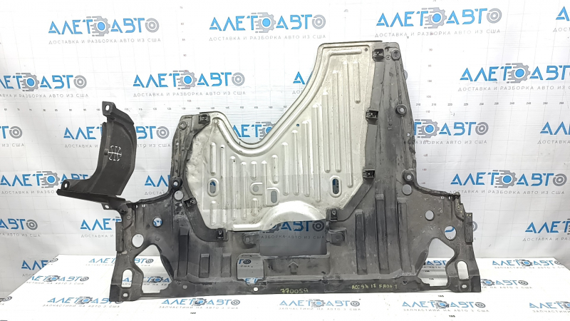 Engine protection Honda Accord 17 hybrid 2 parts, missing fragment, tears, dented