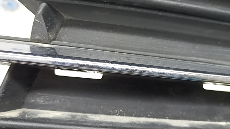 Lower grille front bumper left BMW 5 F10 14-16 partially open under fog lights, Luxury Line, with chrome molding, sand