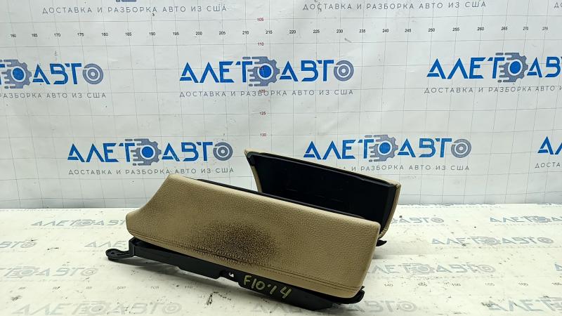 Armrest BMW 5 F10 11-16 leather Dakota beige, cracked leather, needs cleaning