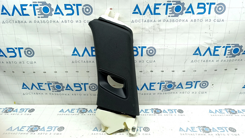 Rear pillar trim right Audi Q7 16-23 black, scratches
