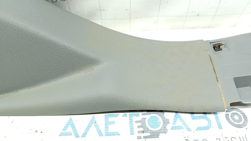 Rear pillar trim lower left Audi Q7 16-19 gray, for cleaning