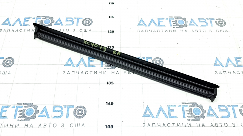 Glass seal inner rear right Volvo XC40 19-25