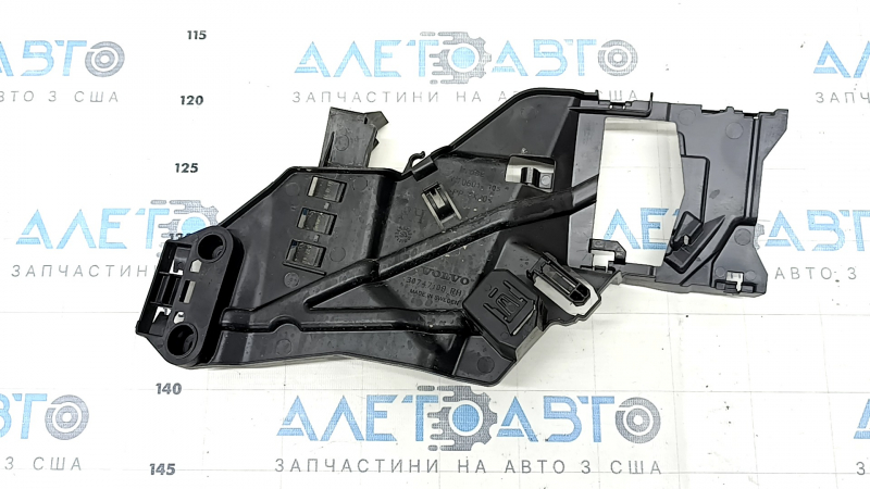 Rear right door glass guide Volvo XC40 19-25